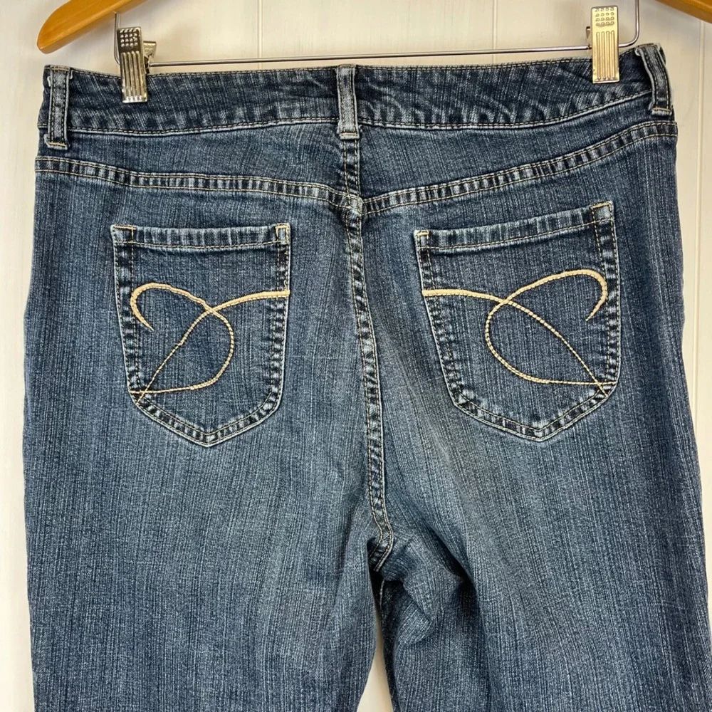 Chicos Platinum Denim Jeans Size 2 (Large) Short High Rise Stretch‎ Flare Blue